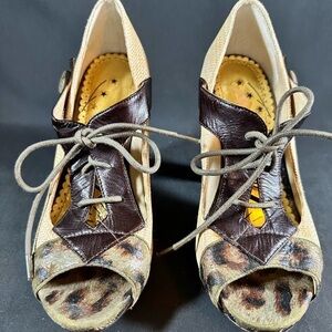 Stylish Brown and Tan Women's Shoes